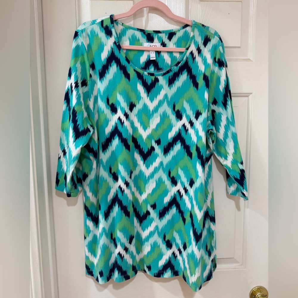 NWOT Denim & Co.  Tunic 3/4 Sleeve Blue, Greens and White